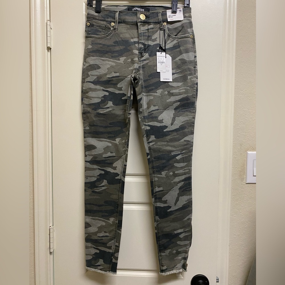 Express ankle cut camp jeans